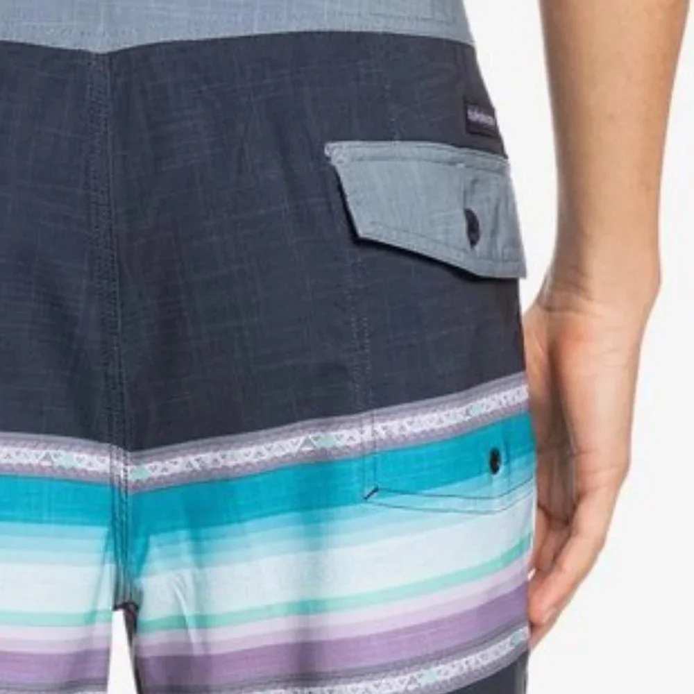 NEW Quiksilver shorts summer swim Boardshorts Men 33
